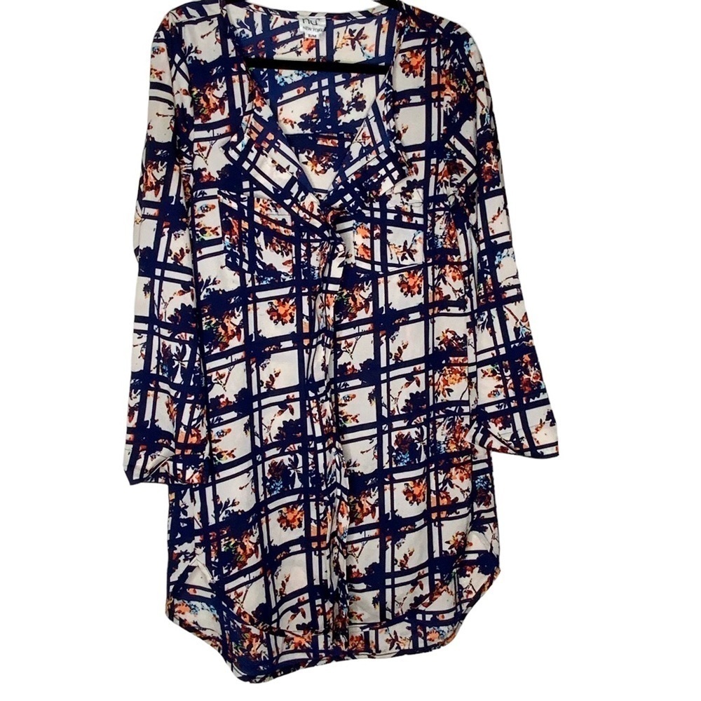 Nu New York long sleeve tunic. Size S/M